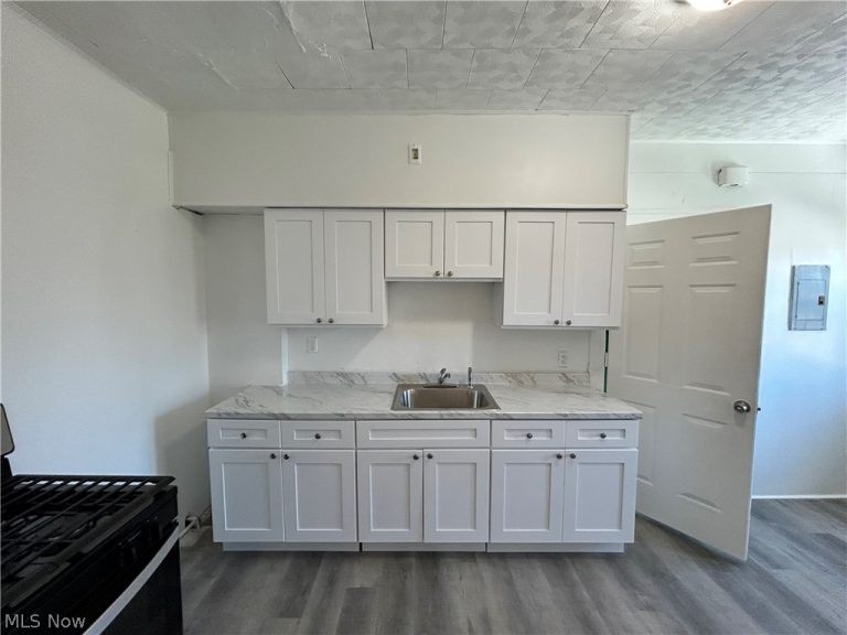 2232 103rd Street #5, Cleveland, OH - Photo 3