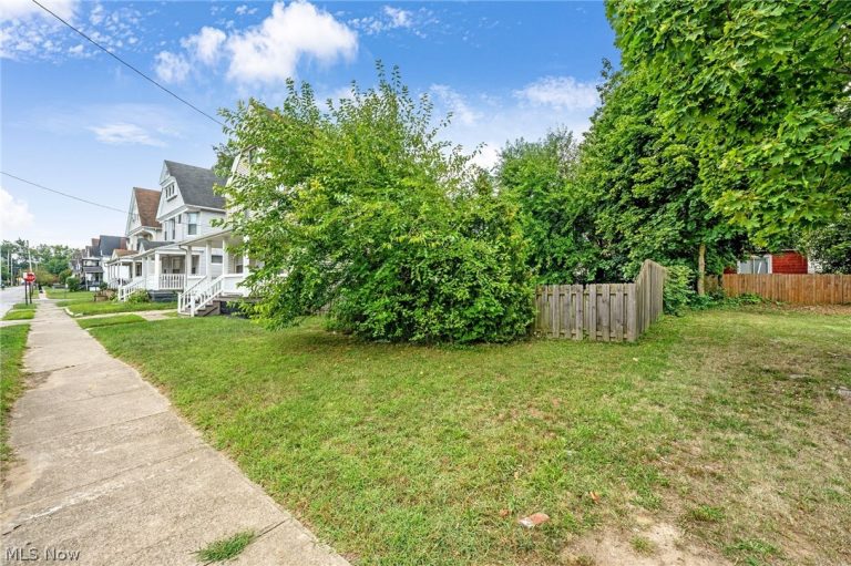 2256 85th Street, Cleveland, OH - Photo 8