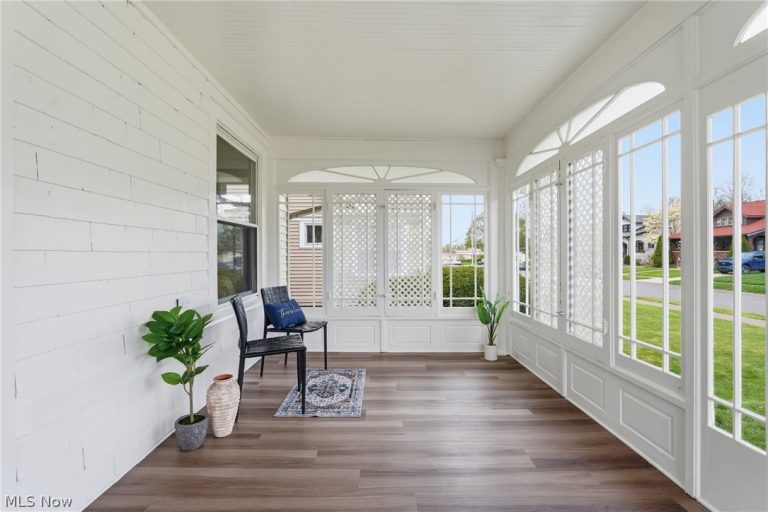 3856 162nd Street, Cleveland, OH - Photo 5