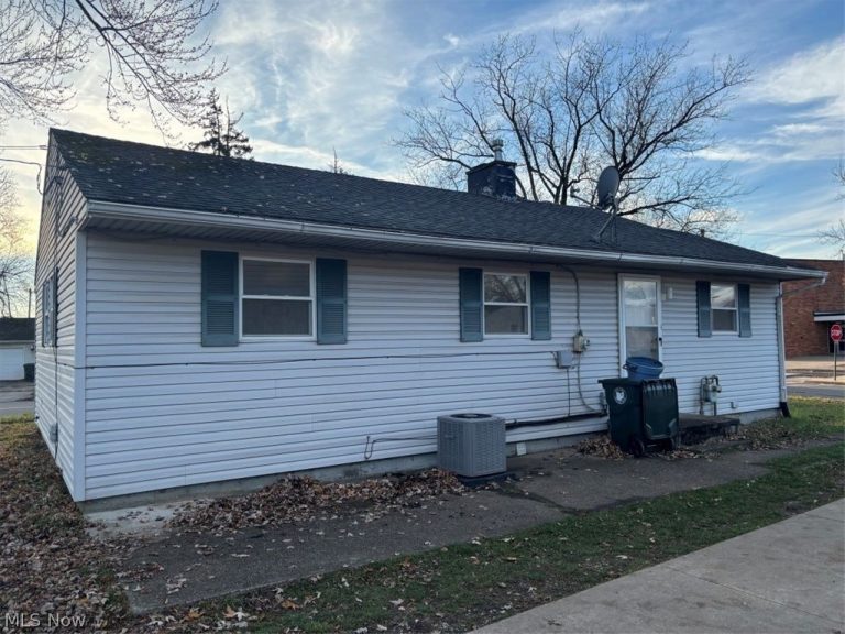1820 Midway Avenue, Canton, OH - Photo 4