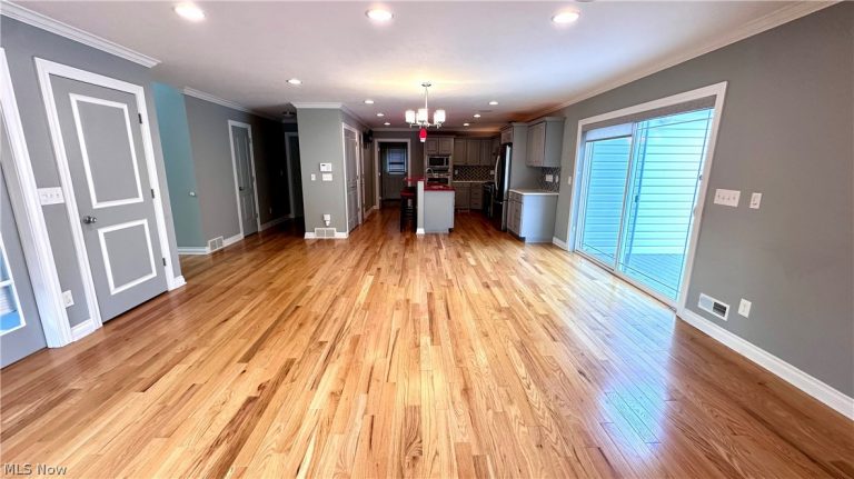 2603 Rockefeller Road, Wickliffe, OH - Photo 4