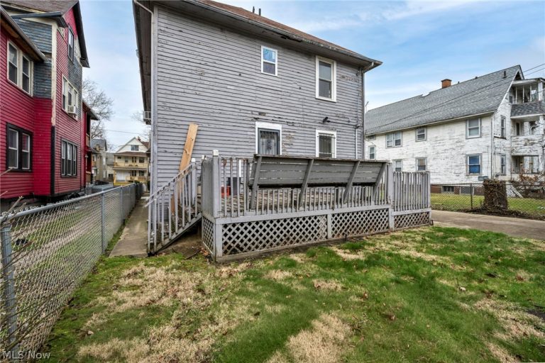 9220 Adams Avenue, Cleveland, OH - Photo 8