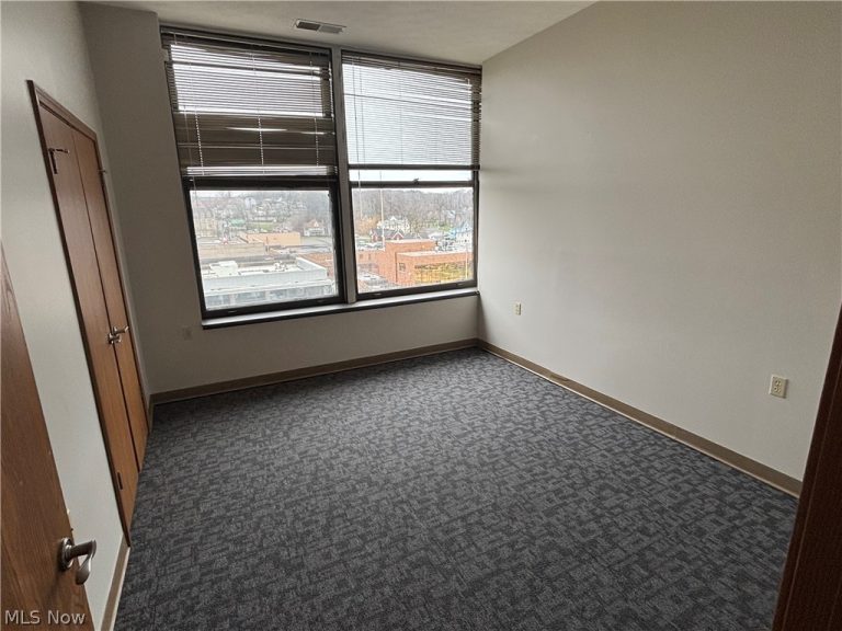 59 Lincoln Way #602, Massillon, OH - Photo 5