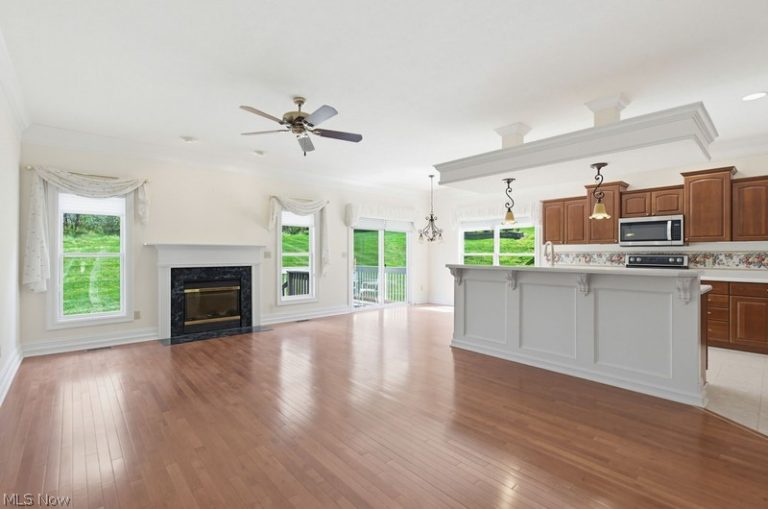 2345 Heron Crest Drive, Cuyahoga Falls, OH - Photo 6