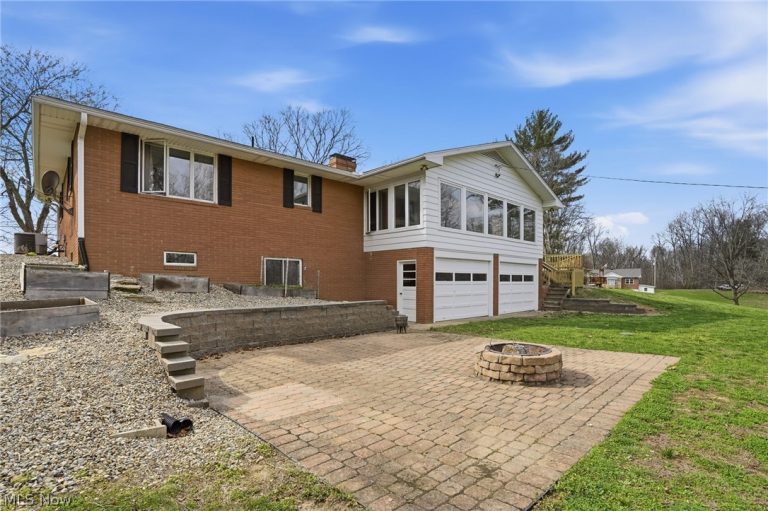 3221 Arrow Point Drive, Zanesville, OH - Photo 5