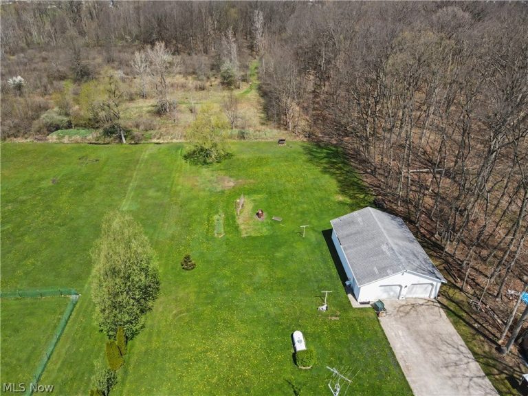 9235 Cable Line Road, Diamond, OH - Photo 5