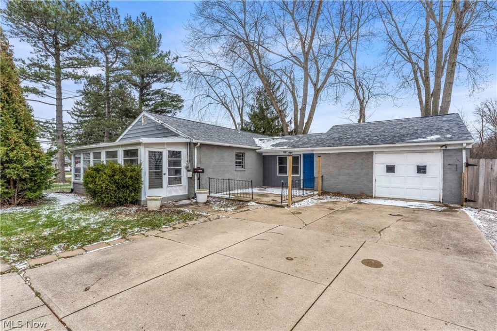 7320 Avon Belden Road, North Ridgeville, OH