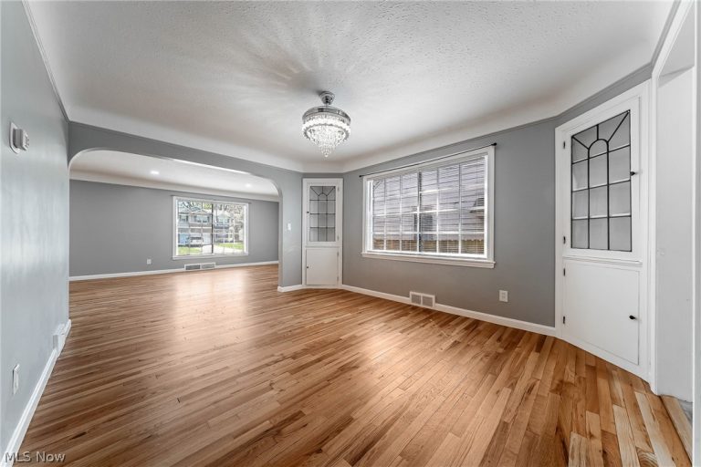 1384 Argonne Road, South Euclid, OH - Photo 5