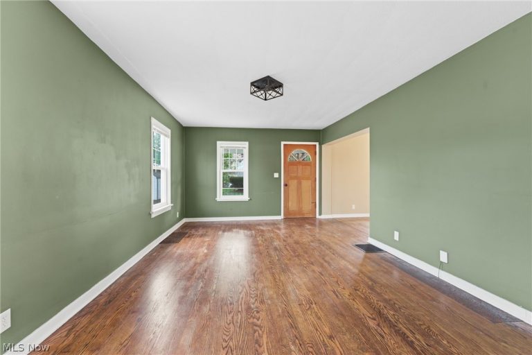 1618 Hobart Avenue, Massillon, OH - Photo 4