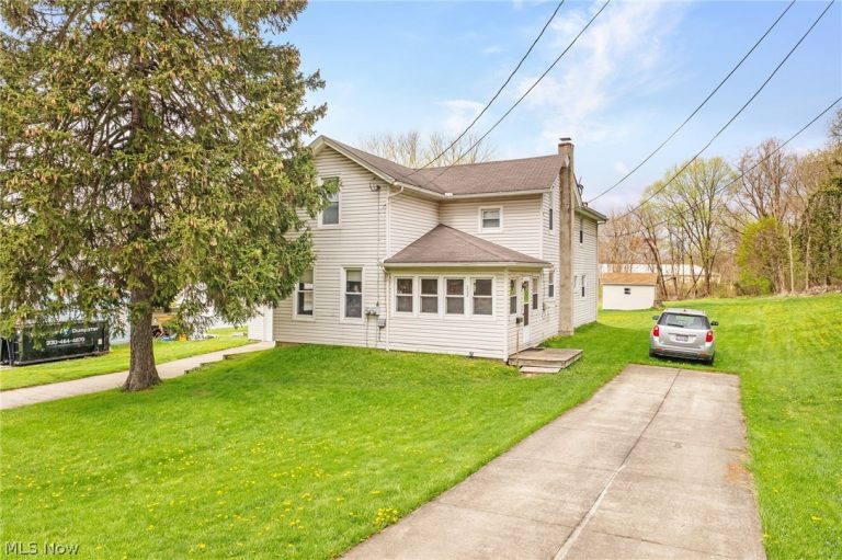 228 Portage, Doylestown, OH - Photo 3