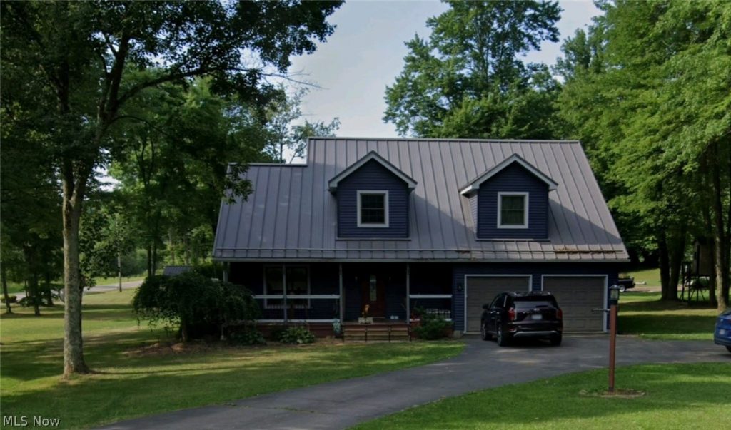 42953 Woodvale Lane, Columbiana, OH