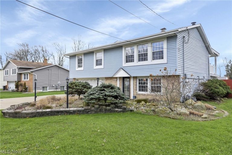 4164 Regal Avenue, Brunswick, OH - Photo 2