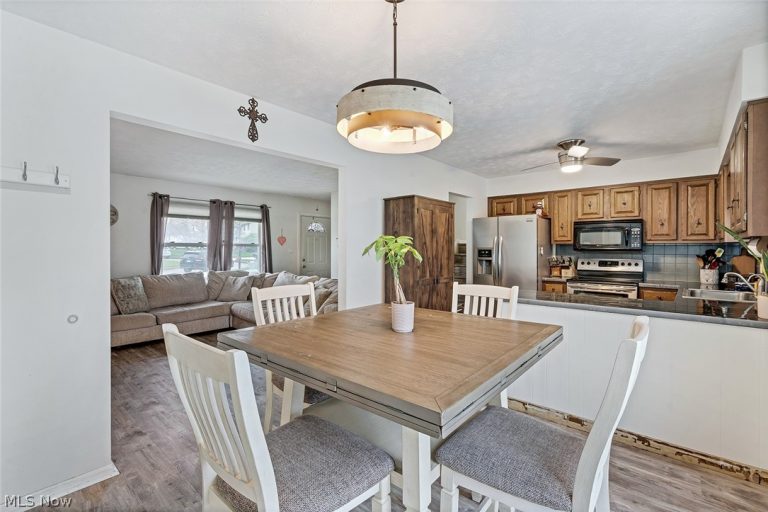 506 Garden Valley Court, Youngstown, OH - Photo 6