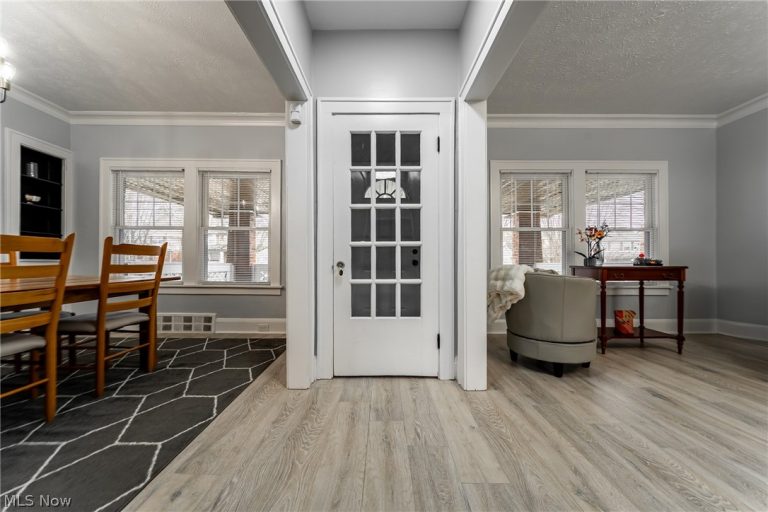 3407 Cedarbrook Road, Cleveland Heights, OH - Photo 6