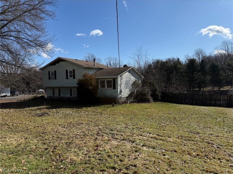 2454 Woodsdale Road, Salem, OH - Photo 8