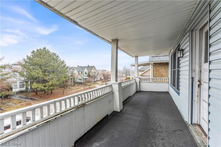 1289 115 Street, Cleveland, OH - Photo 3