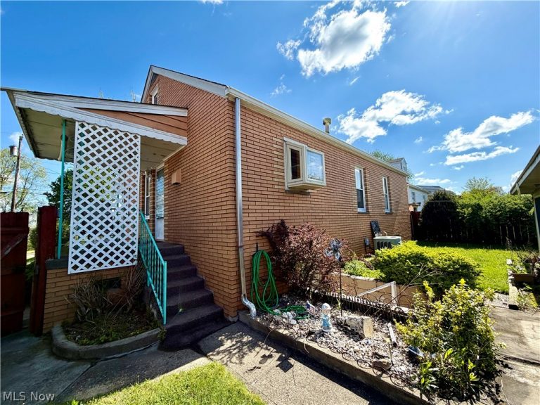 123 Clearview Ave, Weirton, WV - Photo 5