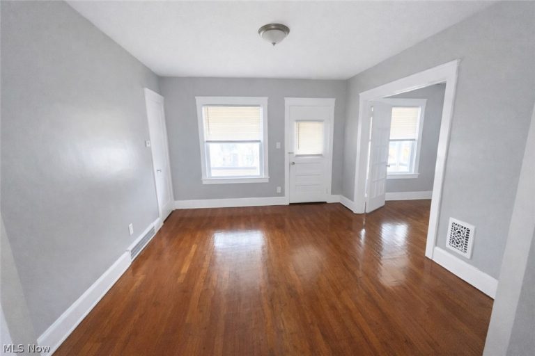 3278 84th Street, Cleveland, OH - Photo 5