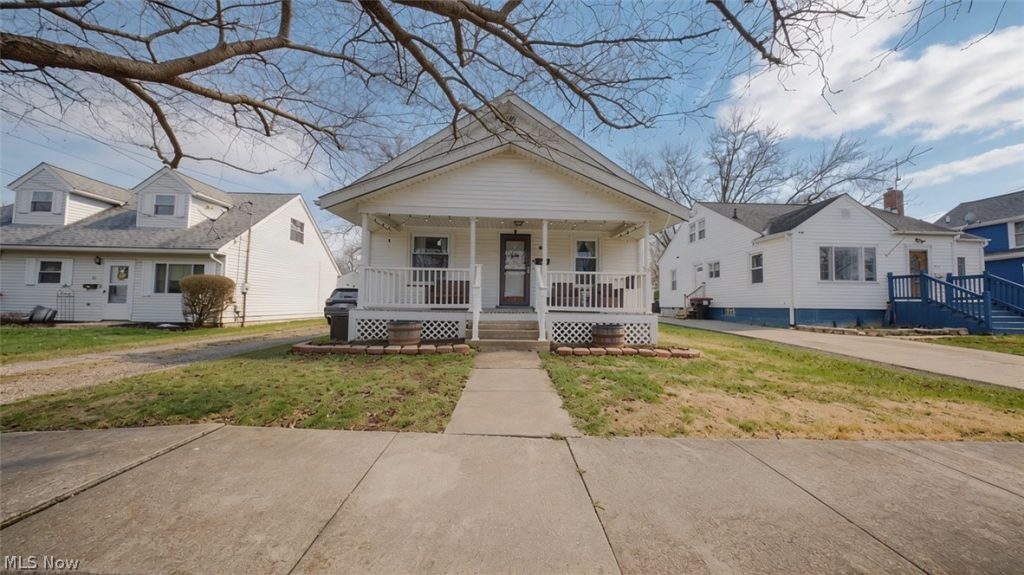 431 Myrtle Street, Ravenna, OH