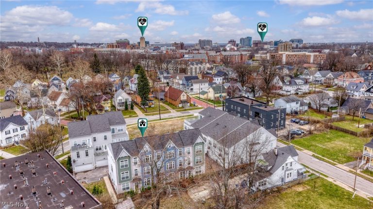 12023 Ashbury Avenue, Cleveland, OH - Photo 3