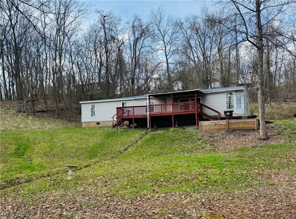 2510 Parkview Drive, Belpre, OH