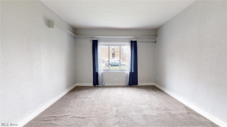 3332 Walton Avenue, Cleveland, OH - Photo 4