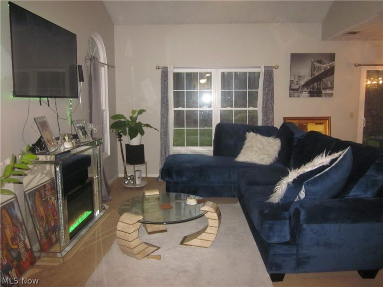 7181 Lexington Court, Northfield, OH - Photo 2