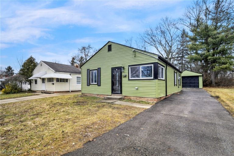 109 Forest Drive, Bedford, OH - Photo 5