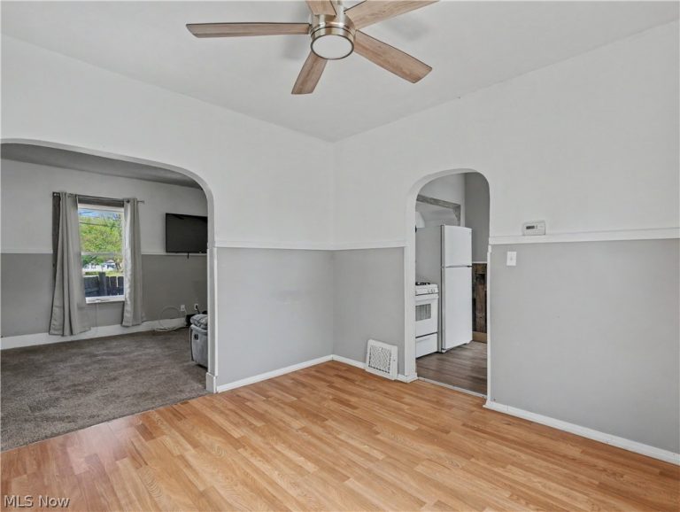 2012 Harmont Avenue, Canton, OH - Photo 5