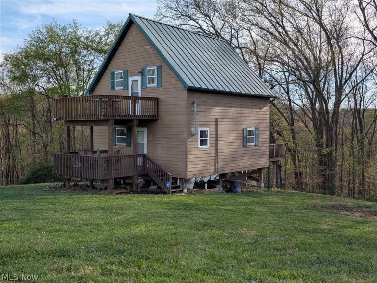 66323 Lake Road, Cambridge, OH - Photo 2