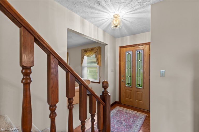 117 Cooper Drive, St Clairsville, OH - Photo 4