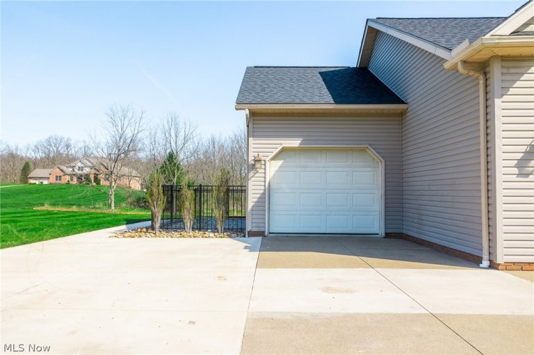 4554 Moreland Road, Fredericksburg, OH - Photo 3