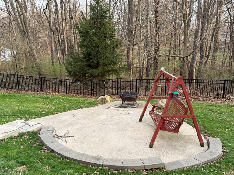 2213 Oak Avenue, Massillon, OH - Photo 3