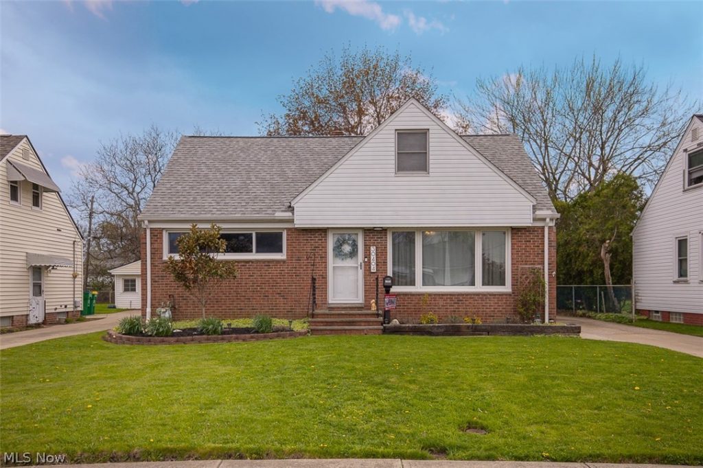 30404 Oakdale Road, Willowick, OH