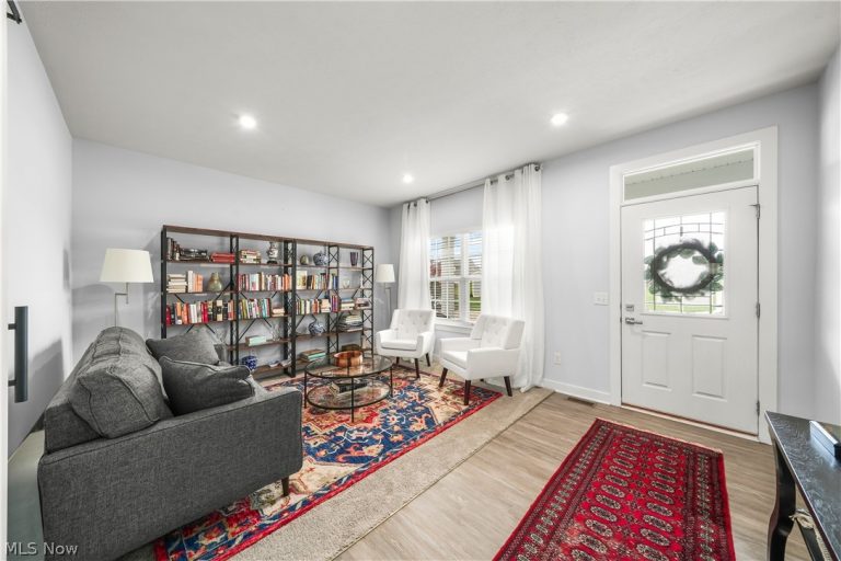 2310 Orchard Circle, Ravenna, OH - Photo 6