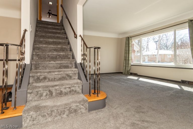 1726 Braeburn Park Drive, Euclid, OH - Photo 4