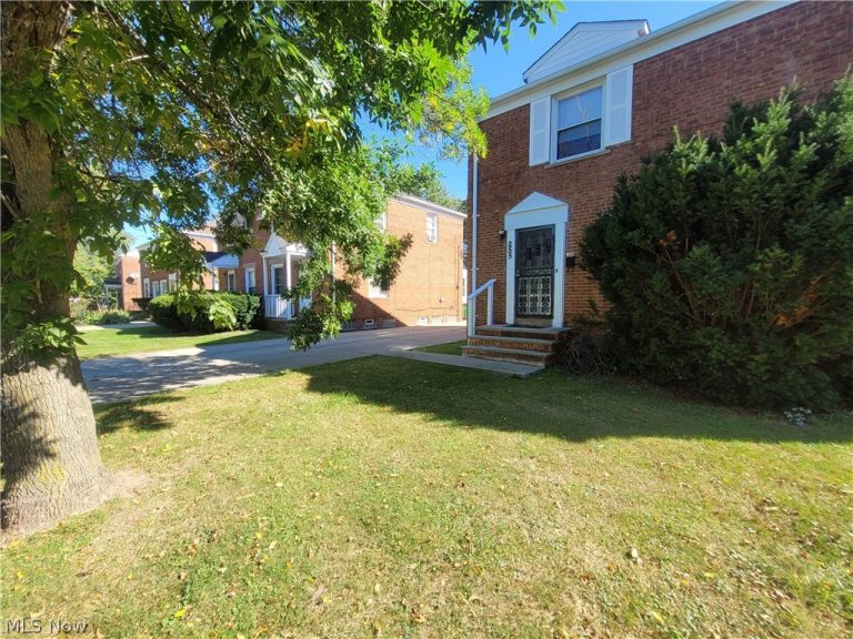 255 250th Street, Euclid, OH, 44132