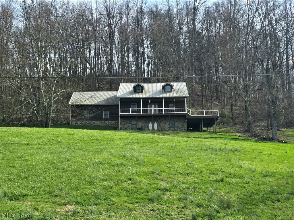 1865 Cassingham Hollow Drive, Coshocton, OH