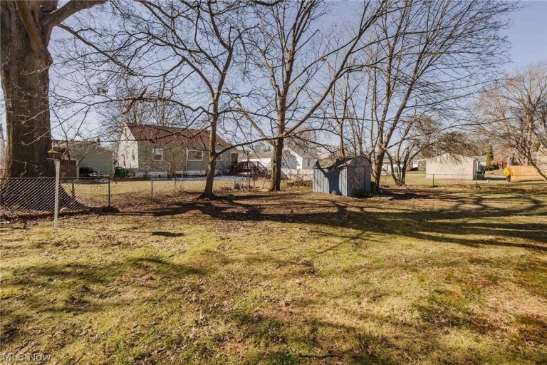 524 Jefferson Avenue, Barberton, OH - Photo 8