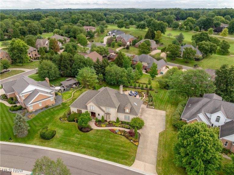 6205 Bertram Avenue, Canton, OH - Photo 5