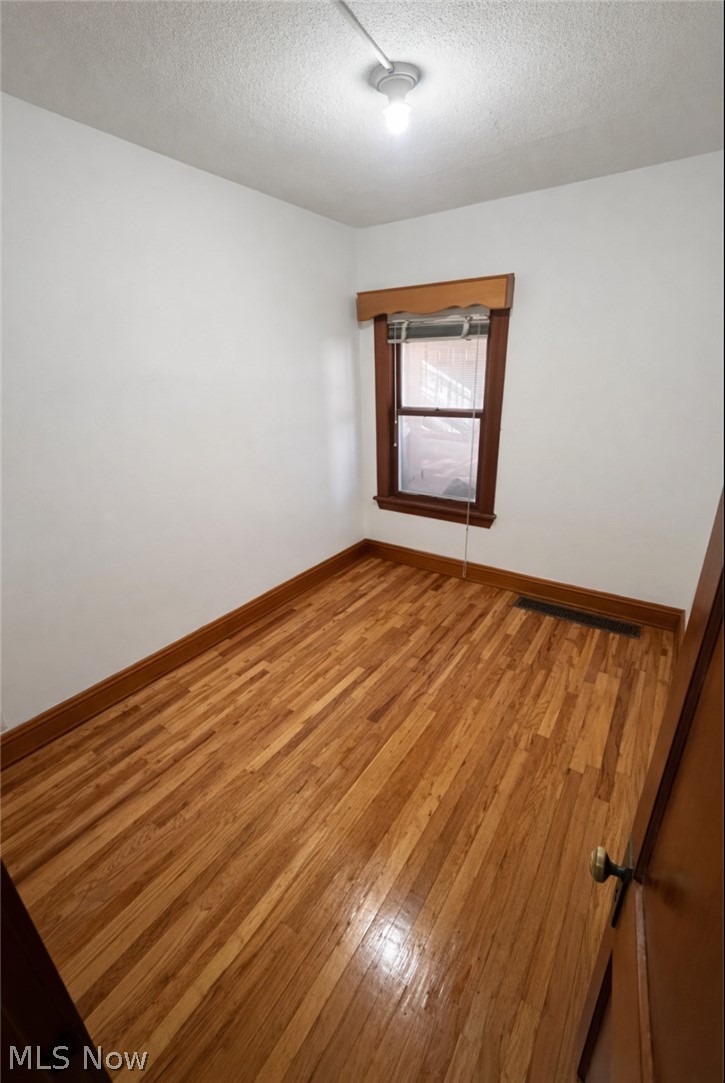 16224 Huntmere Avenue, Cleveland, OH - Photo 6