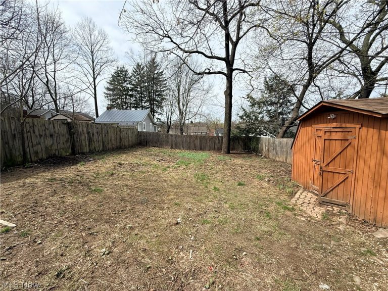 1282 Sawyer Avenue, Akron, OH - Photo 6