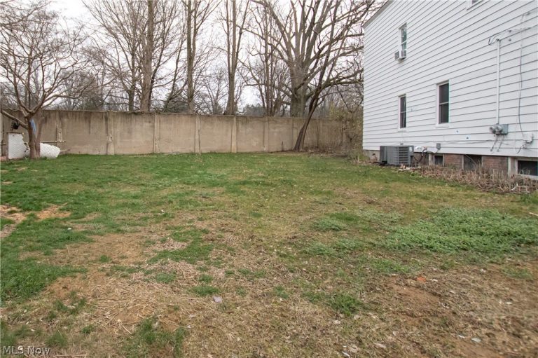 1915 123rd Street, Cleveland, OH - Photo 2