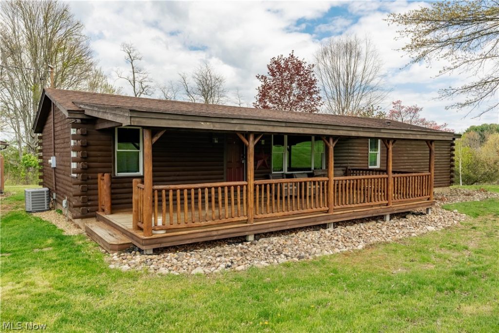 5103 Brocade Road, Amsterdam, OH