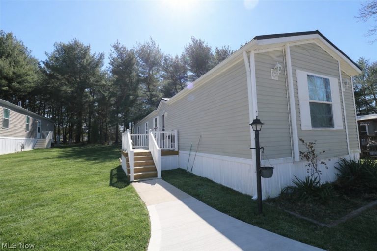 4400 Melrose Drive #9, Wooster, OH, 44691