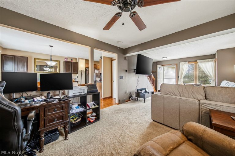 1846 Hobbits Way, Brunswick, OH - Photo 8