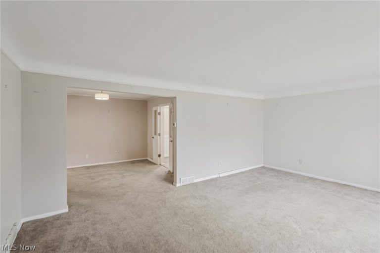 26626 Osborn Road, Bay Village, OH - Photo 3