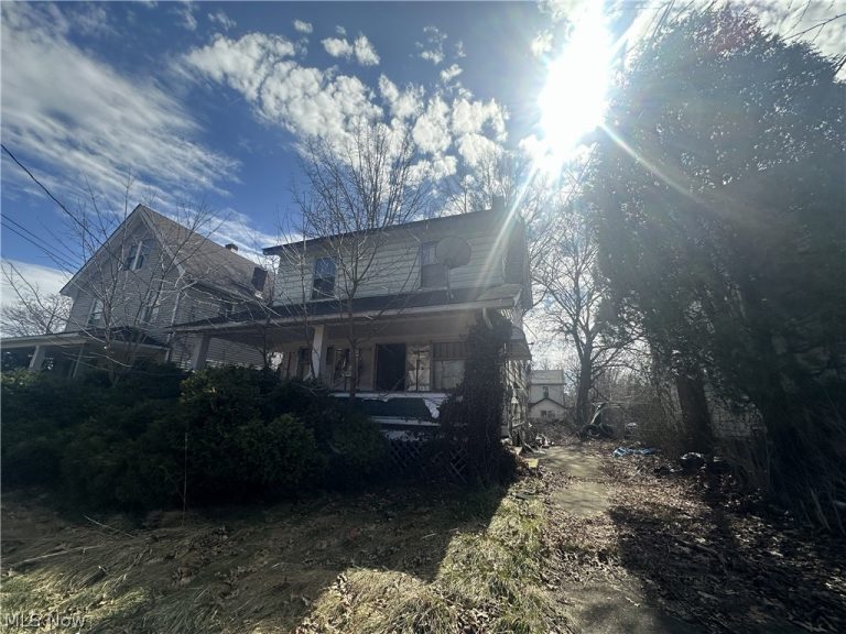 23 Boston Avenue, Youngstown, OH - Photo 2
