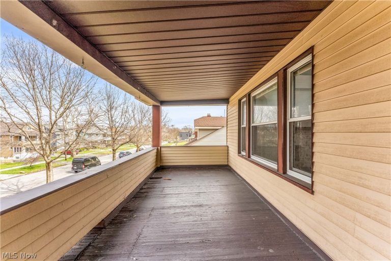 2225 Oak Park Avenue #2227/UP, Cleveland, OH - Photo 3