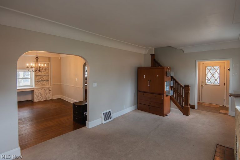 84 Hazelwood Avenue, Youngstown, OH - Photo 4